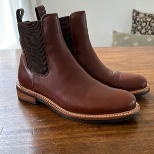 Nisolo Carmen Chelsea Boot | Brandy | 8 (fits like a 7.5)